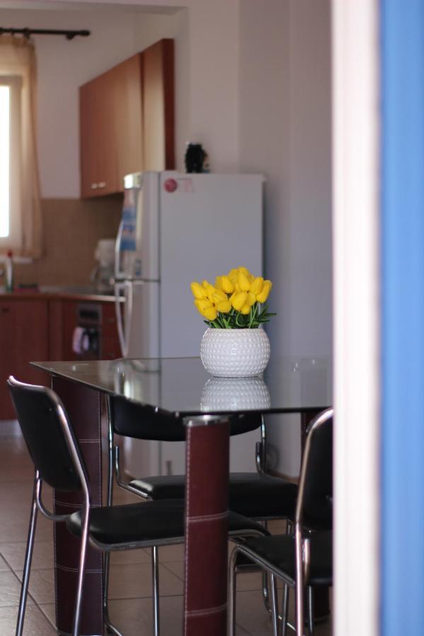Zafeiris Apartments Livadia  Ngoại thất bức ảnh