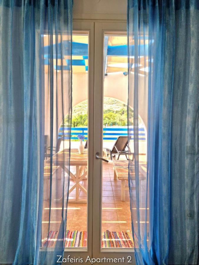 Zafeiris Apartments Livadia  Ngoại thất bức ảnh